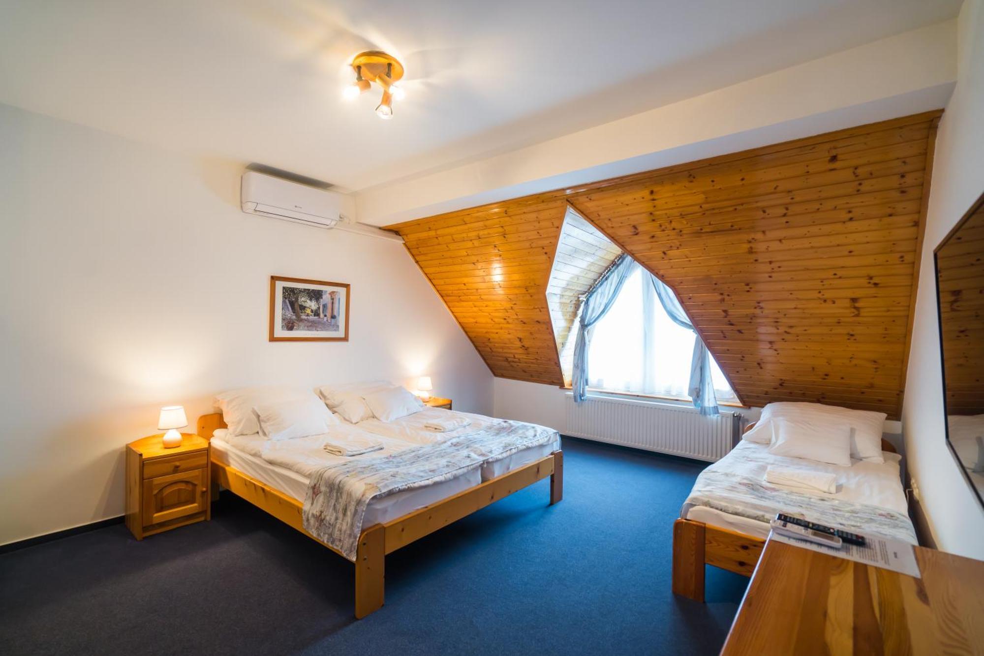Gyorfi Apartmanhaz ซามาร์ดี ภายนอก รูปภาพ
